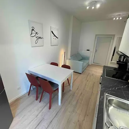 Brunhilde - Messe - 59 M² Apartament *